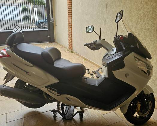 DAFRA MAXSYM 400i 